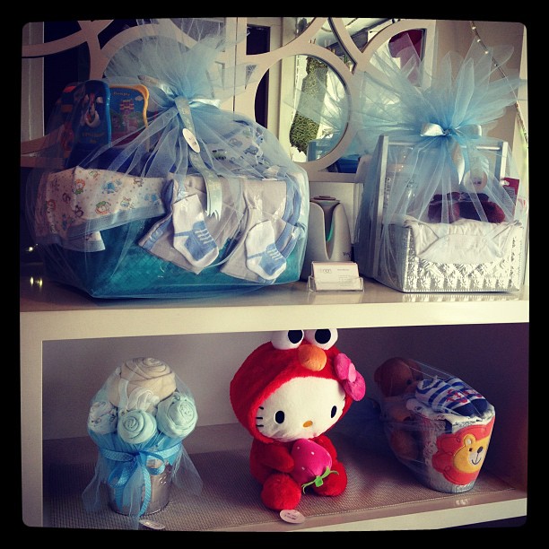 Personalised baby gift hampers & baskets? Call 521300 @ Nenen Baby Shop